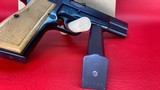 Stunning Belgian Browning Hi-Power 9mm Blue Finish All matching Numbers, 2 original Matching mags - 7 of 20