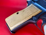 Stunning Belgian Browning Hi-Power 9mm Blue Finish All matching Numbers, 2 original Matching mags - 14 of 20