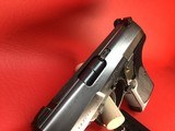 Mint Walther P5C 9mm RARE w/ 2 Walther Mags - 10 of 20