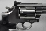 Smith & Wesson, Model 686-5, Distinguished Combat Magnum, 6