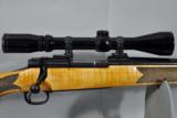 Winchester, Model 70 (Post &64), Classic Sporter, .300 Win. Mag., CUSTOM LTD.MAPLE STK. - 2 of 11