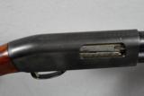 High Standard,
Pump shotgun, 12 gauge, Classic in real solid condition - 3 of 11