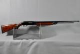 High Standard,
Pump shotgun, 12 gauge, Classic in real solid condition - 1 of 11