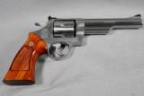 Smith & Wesson, Model 657, STAINLESS STEEL, .41 Magnum revolver - 1 of 12