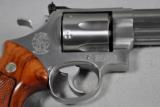 Smith & Wesson, Model 657, STAINLESS STEEL, .41 Magnum revolver - 2 of 12