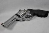 Smith & Wesson, Model 686, COMBAT DISTINGUISHED MAGNUM, .357 Magnum cal. - 5 of 6