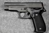 Sig Sauer, Model 226, 9mm, MINTY - 5 of 7