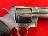 Smith & Wesson 627-5 - 1 of 9