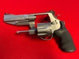 Smith & Wesson 627-5 - 2 of 9