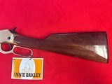 Winchester Annie Oakley Commemorative Rifle .22 MODEL 9422 XTR