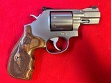 SMITH & WESSON PERFORMANCE CENTER 686 .357 - 2 of 9