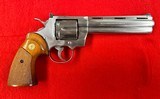 COLT PYTHON .357 - 1 of 8
