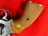 COLT PYTHON .357 - 6 of 8