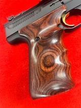 Browning Buck Mark .22 LR - Image 5 of 6