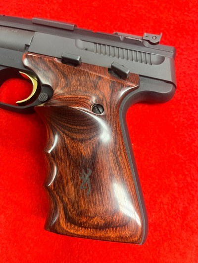 Browning Buck Mark .22 LR - Image 3 of 6