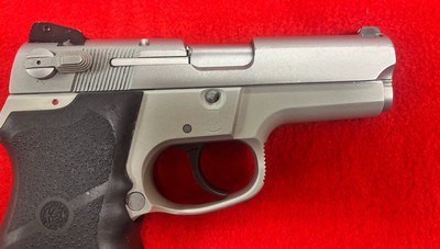 Smith & Wesson 6906 – 9mm - Image 2 of 6
