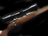 Mint Weatherby Vanguard Delux 25-06 Scoped - 2 of 5