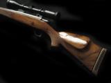 Mint Weatherby Vanguard Delux 25-06 Scoped - 4 of 5