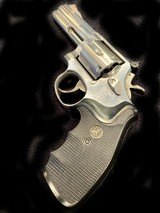 Smith & Wesson 357 Mag 686-4 - 1 of 5