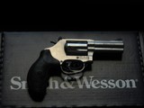 Smith & Wesson 60-15 357 - 2 of 2