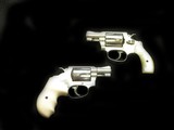 S&W 36 2" nickel/pearl - 2 of 4