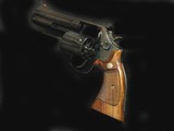 Smith & Wesson 586 4" Blue 357 - 1 of 4