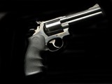 Smith & Wesson 29-4 5" Unfluted - 2 of 5