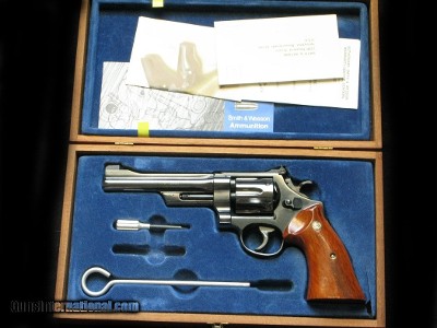 Smith & Wesson 27-2
357 mag Display Cased Papers Tools 5.75