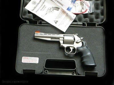 Smith & Wesson 686-6 Perf Center 5 incher - Image 3 of 3