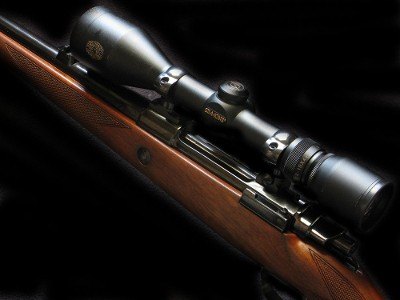 Simmons Aetec Scope 2.5-10x44