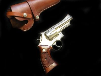 Mint S&W 57 Nickeled 41 Mag 4 incher