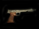 Early S&W 41 22lr 7inch w comp - Image 1 of 2