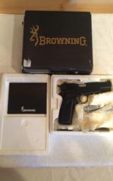BROWNING HI-POWER MK3
(NEW IN BOX) - 1 of 11