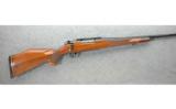 Weatherby Model Mark V Deluxe .300 Weatherby Magnum - 1 of 7