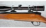Weatherby Mark V Deluxe .300 Wby. Mag. - 2 of 9