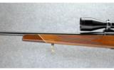Weatherby Mark V Deluxe .300 Wby. Mag. - 6 of 9