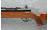 Weatherby Model Mark V Deluxe .300 Weatherby Magnum - 4 of 7