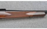 Weatherby Model Mark V Deluxe .300 Weatherby Magnum, Made In USA - 6 of 9