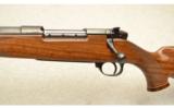 Weatherby Model Mark V 300 Weatherby Magnum - 4 of 7