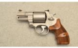 Smith & Wesson 629-6 Performance Center .44 Remington Magnum 2 1/2