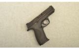 Smith & Wesson Model M&P 9 9 mm 4