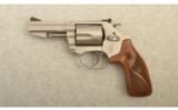 Smith & Wesson Model 60-15 .357 Magnum 3