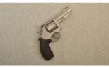 Smith & Wesson Model 686-6 .357 Magnum 4