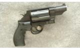Smith & Wesson Governor Revolver .45 / .410 - 1 of 1