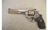 Smith & Wesson ~ 629-6 ~ .44 Magnum - 2 of 4