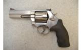 Smith & Wesson ~ 686-6 ~ .357 Mag. - 2 of 4