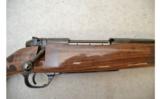 Weatherby ~ Mark V Camilla Deluxe ~ .240 Wby. Mag. - 3 of 9