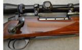 Weatherby ~ Mark V Deluxe ~ .240 Wby. Mag. - 3 of 9