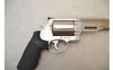 Smith & Wesson ~ 460XVR ~ .460 S&W Mag. - 4 of 9