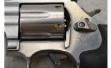 Smith & Wesson ~ 686-6 ~ .357 Mag. - 3 of 6